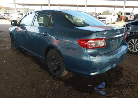 2013 Toyota Corolla Le z USA, uszkodzony, nr VIN 5YFBU4EE1DP186636